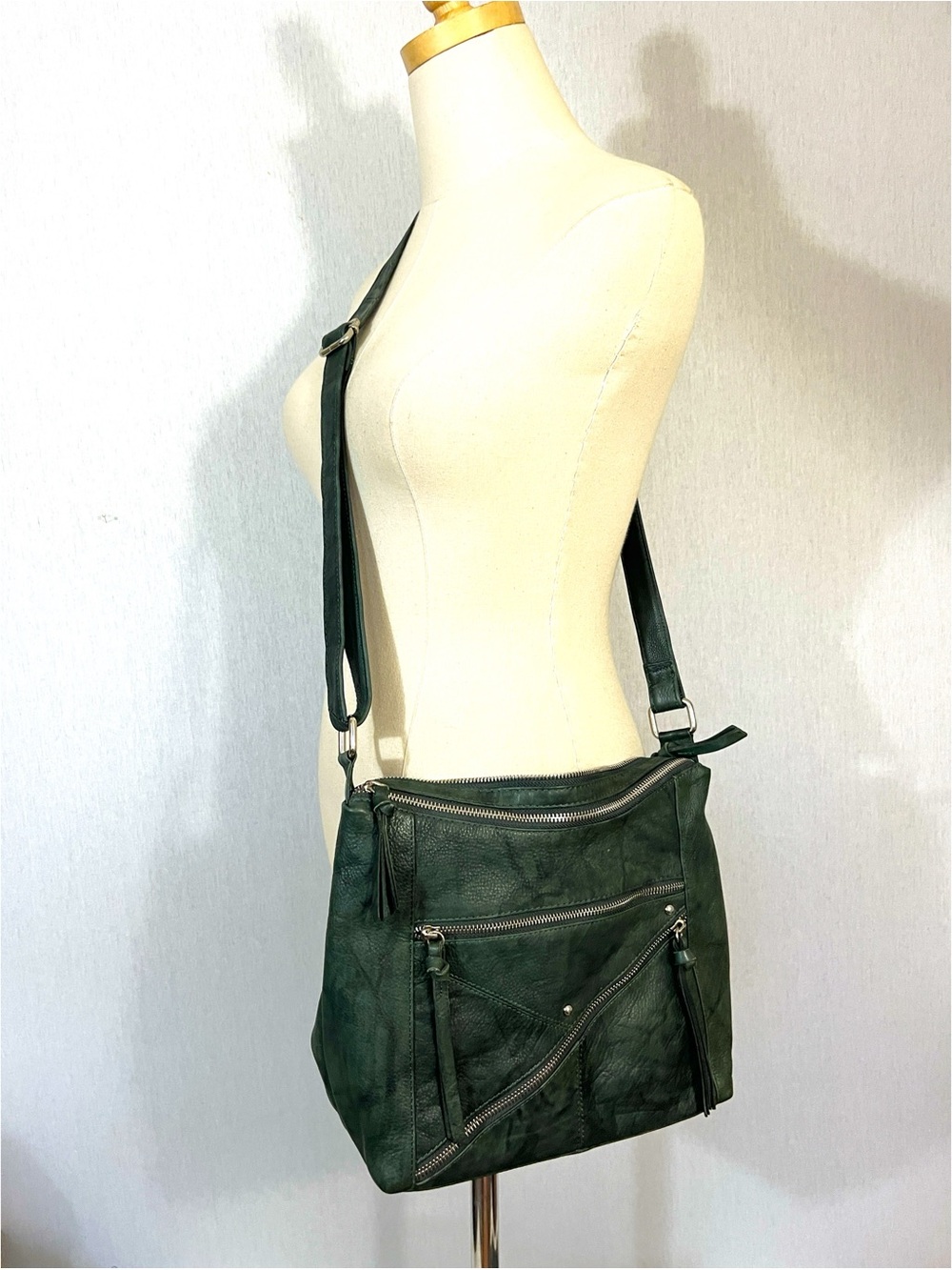 Great American Leatherworks Teal Crossbody Shoulder Bag Multizipper